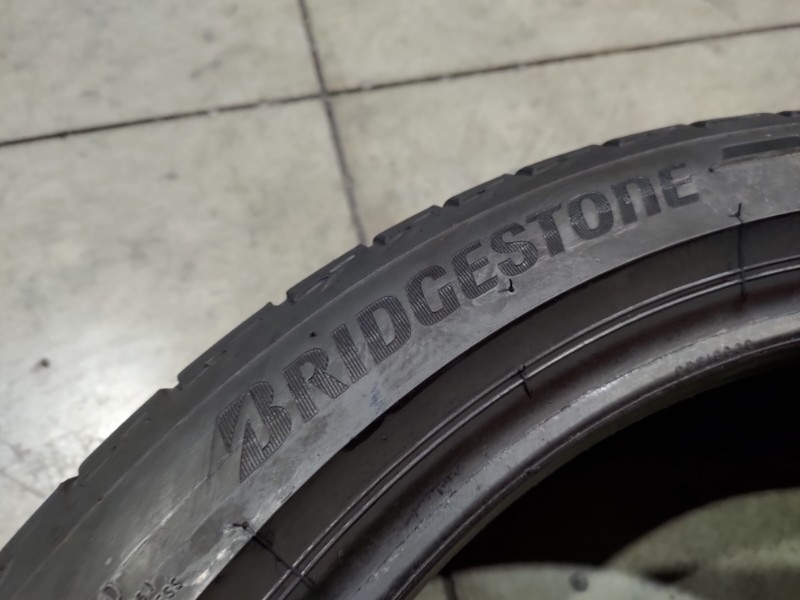 4 Gomme usate 225 40 18 Pneumatici Estivi BRIDGESTONE 4 Gomme usate 225 40 18 Pneumatici Estivi BRIDGESTONE