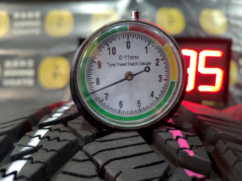 2 Gomme usate 205 55 16 Pneumatici 4 Stagioni BARUM 2 Gomme usate 205 55 16 Pneumatici 4 Stagioni BARUM