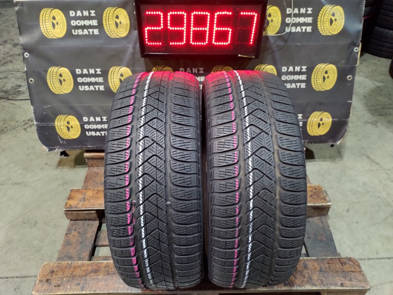 2 Gomme usate 225 40 19 RUN FLAT Pneumatici Invernali PIRELLI 2 Gomme usate 225 40 19 RUN FLAT Pneumatici Invernali PIRELLI
