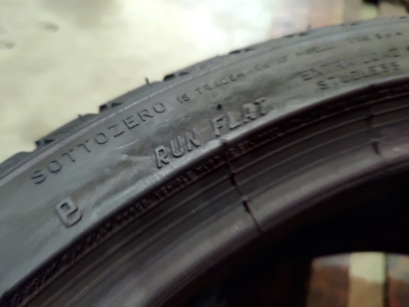 2 Gomme usate 225 40 19 RUN FLAT Pneumatici Invernali PIRELLI 2 Gomme usate 225 40 19 RUN FLAT Pneumatici Invernali PIRELLI