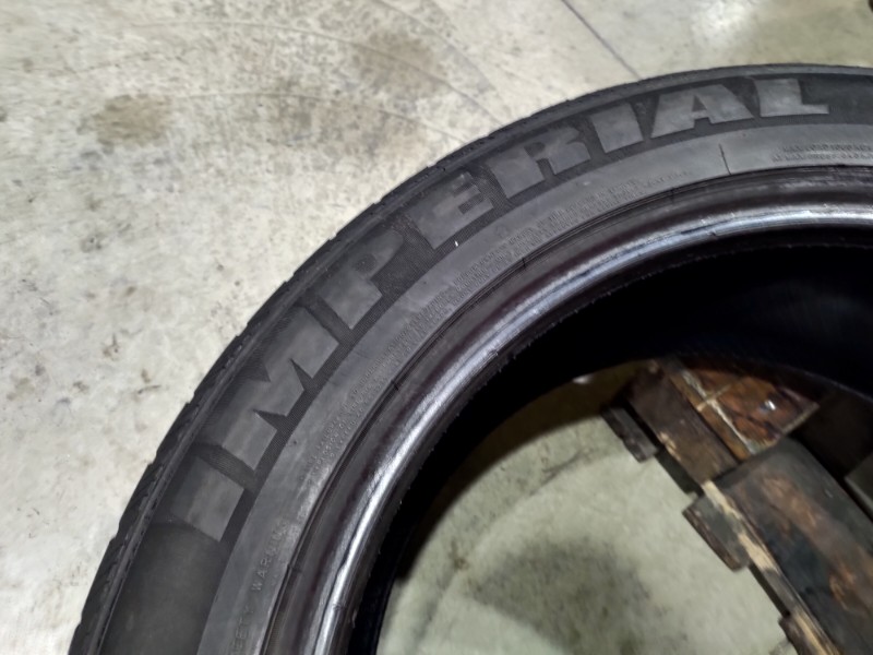 4 Gomme usate 275 45 20 Pneumatici Invernali IMPERIAL 4 Gomme usate 275 45 20 Pneumatici Invernali IMPERIAL
