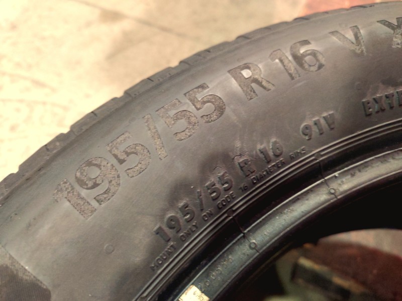 4 Gomme usate 195 55 16 Pneumatici Estivi CONTINENTAL 4 Gomme usate 195 55 16 Pneumatici Estivi CONTINENTAL