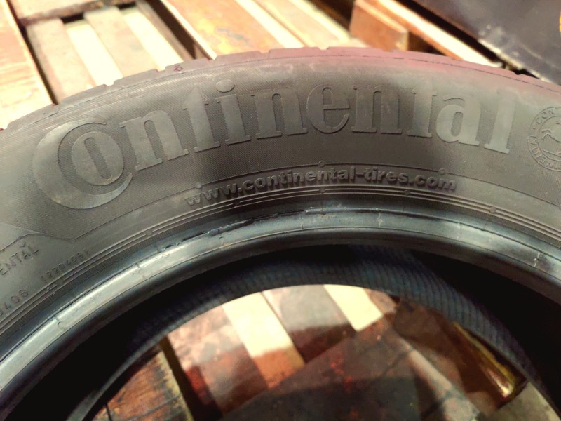 4 Gomme usate 205 55 16 Pneumatici Estivi CONTINENTAL 4 Gomme usate 205 55 16 Pneumatici Estivi CONTINENTAL