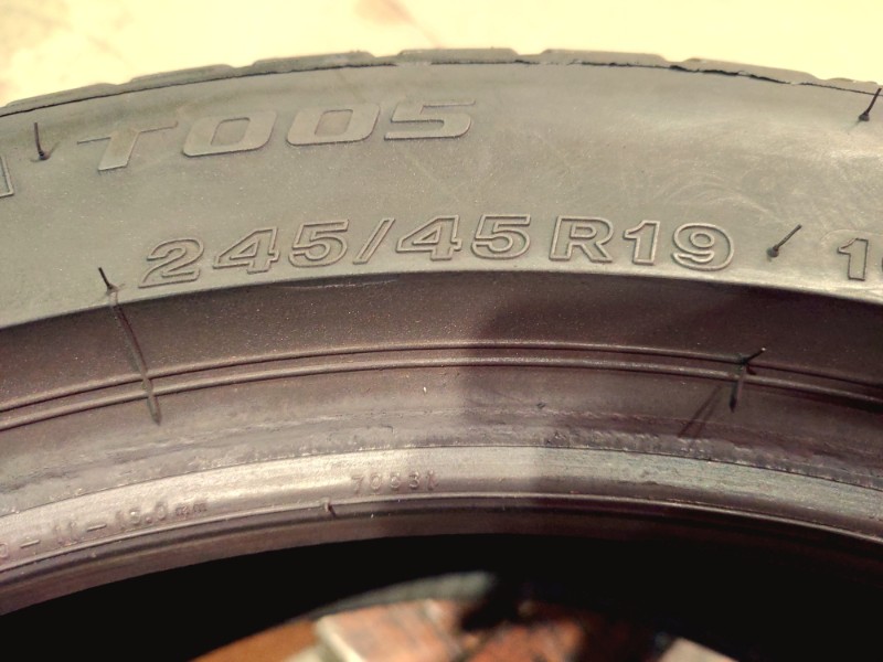 2 Gomme usate 245 45 19 Pneumatici Estivi BRIDGESTONE 2 Gomme usate 245 45 19 Pneumatici Estivi BRIDGESTONE