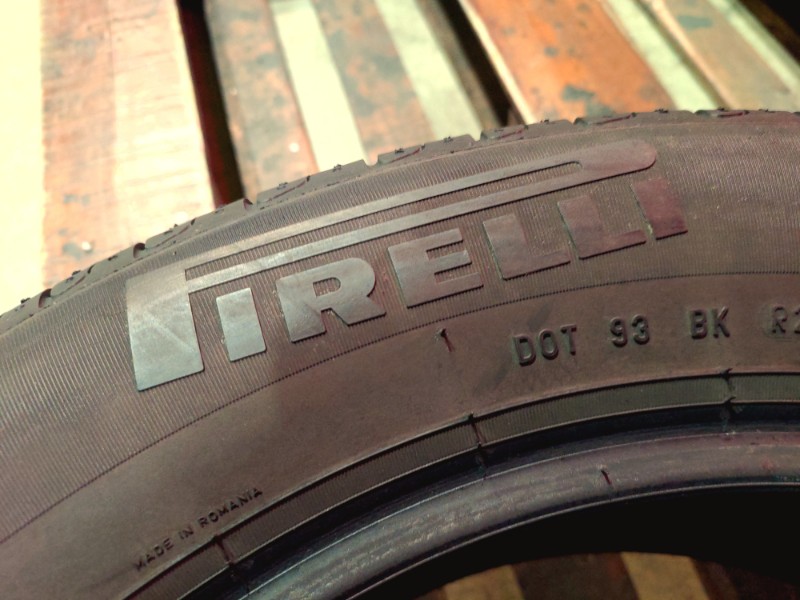 1 Gomma usata 205 55 16 Pneumatici Estivi PIRELLI 1 Gomma usata 205 55 16 Pneumatici Estivi PIRELLI