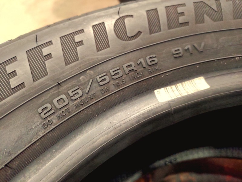 4 Gomme usate 205 55 16 Pneumatici Estivi GOODYEAR 4 Gomme usate 205 55 16 Pneumatici Estivi GOODYEAR