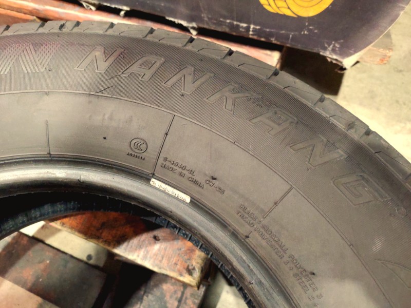 2 Gomme usate 225 75 16 C Pneumatici Estivi NANKANG 2 Gomme usate 225 75 16 C Pneumatici Estivi NANKANG