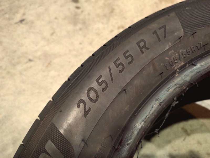 4 Gomme usate 205 55 17 Pneumatici Estivi MICHELIN 4 Gomme usate 205 55 17 Pneumatici Estivi MICHELIN