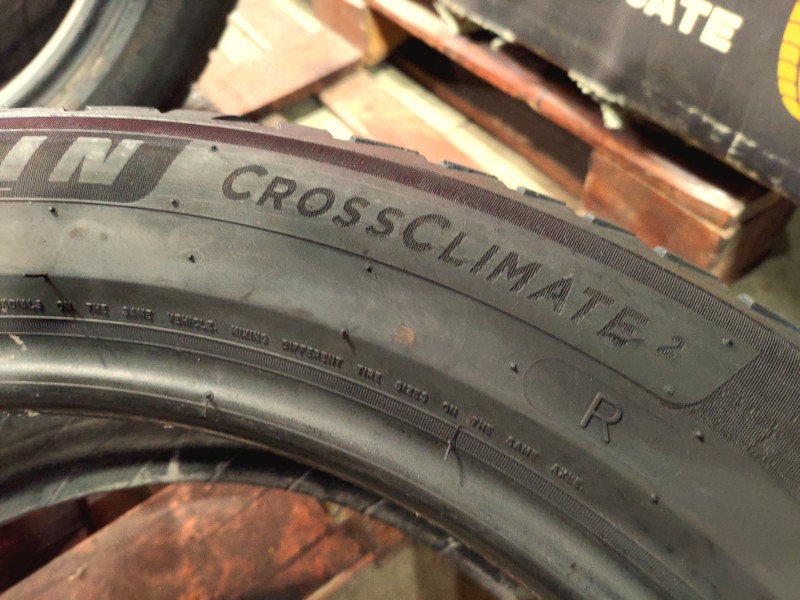 4 Gomme usate 205 55 19 Pneumatici 4 Stagioni MICHELIN 4 Gomme usate 205 55 19 Pneumatici 4 Stagioni MICHELIN