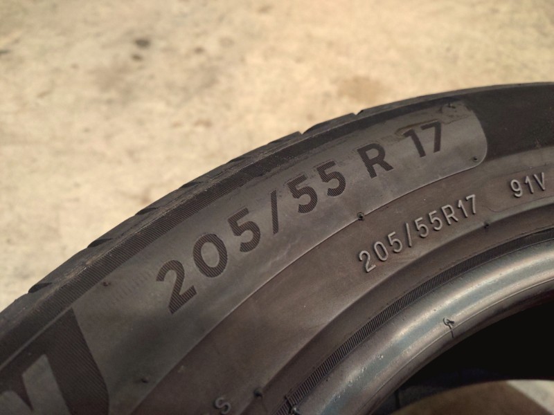 4 Gomme usate 205 55 17 Pneumatici Estivi MICHELIN 4 Gomme usate 205 55 17 Pneumatici Estivi MICHELIN