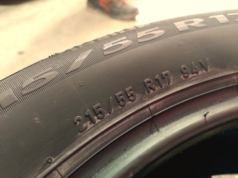 2 Gomme usate 215 55 17 Pneumatici Estivi PIRELLI 2 Gomme usate 215 55 17 Pneumatici Estivi PIRELLI
