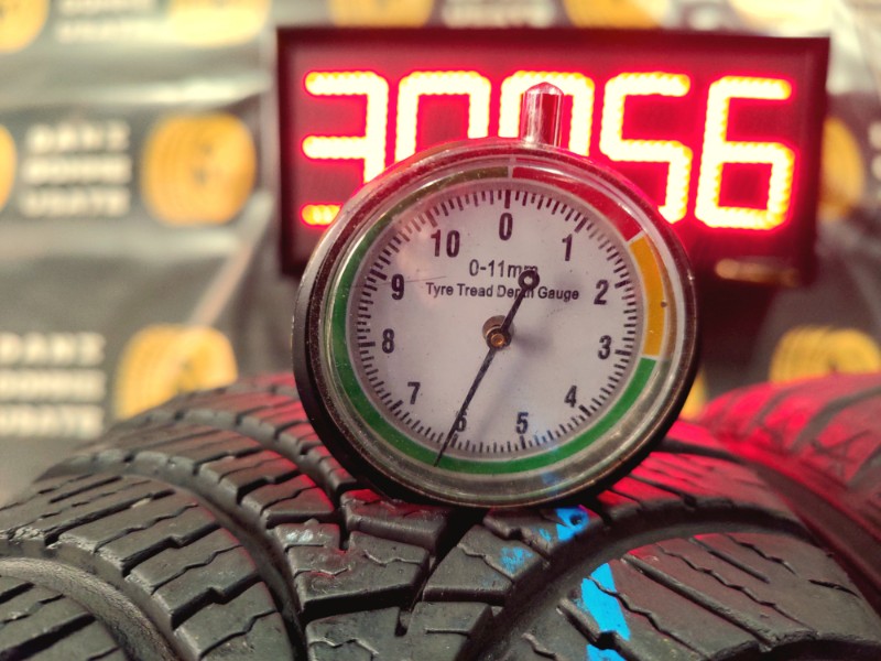 2 Gomme usate 155 60 15 Pneumatici 4 Stagioni FALKEN 2 Gomme usate 155 60 15 Pneumatici 4 Stagioni FALKEN