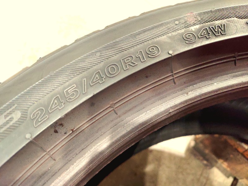 4 Gomme usate 245 40 19 Pneumatici Estivi BRIDGESTONE 4 Gomme usate 245 40 19 Pneumatici Estivi BRIDGESTONE