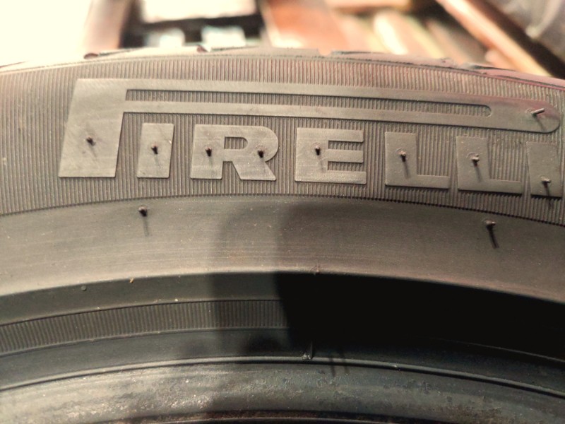 4 Gomme usate 235 45 18 Pneumatici Estivi PIRELLI 4 Gomme usate 235 45 18 Pneumatici Estivi PIRELLI