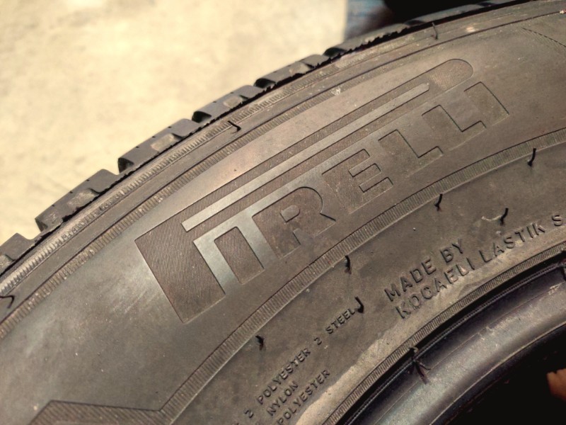 2 Gomme usate 195 75 16 C Pneumatici Invernali PIRELLI 2 Gomme usate 195 75 16 C Pneumatici Invernali PIRELLI