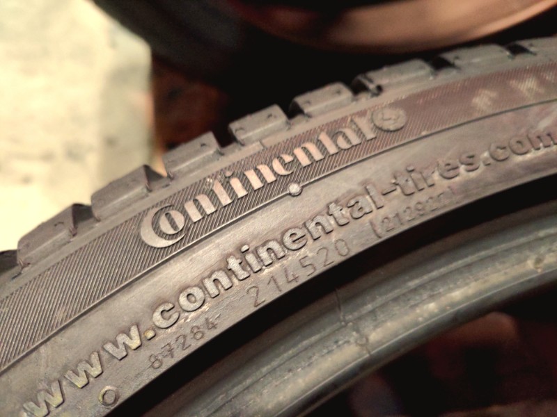 4 Gomme usate 265 30 20 Pneumatici Invernali CONTINENTAL 4 Gomme usate 265 30 20 Pneumatici Invernali CONTINENTAL