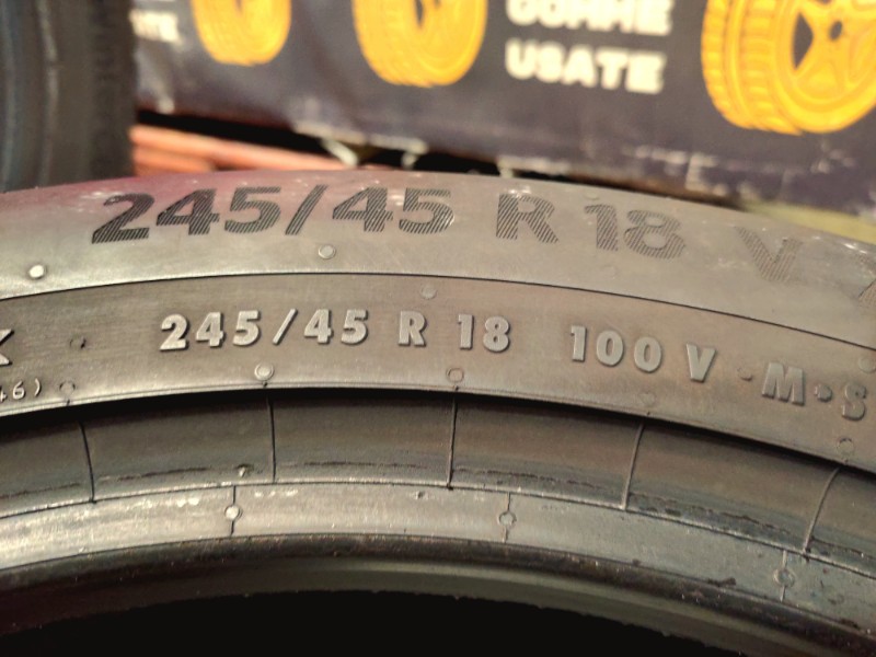 4 Gomme usate 245 45 18 Pneumatici Invernali CONTINENTAL 4 Gomme usate 245 45 18 Pneumatici Invernali CONTINENTAL