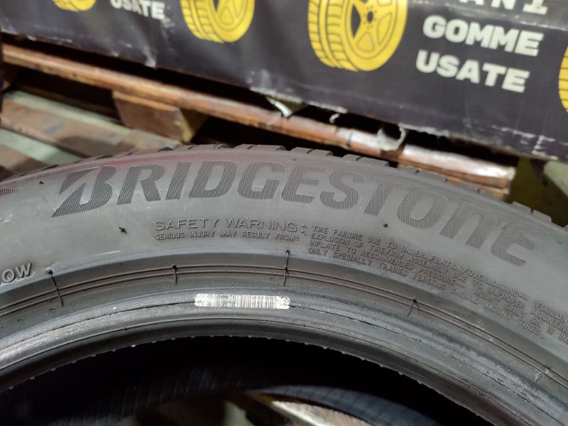 2 Gomme usate 205 55 16 Pneumatici Invernali BRIDGESTONE 2 Gomme usate 205 55 16 Pneumatici Invernali BRIDGESTONE