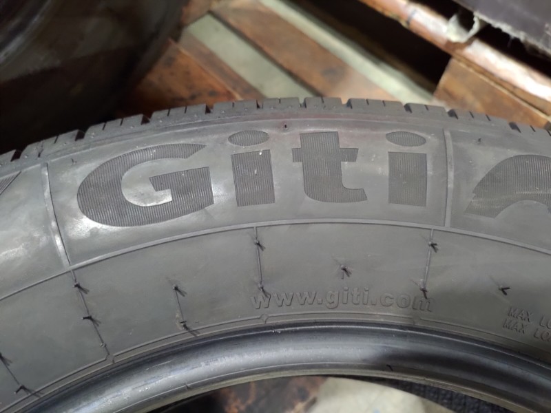 4 Gomme usate 205 70 17 C Pneumatici Estivi GITI 4 Gomme usate 205 70 17 C Pneumatici Estivi GITI
