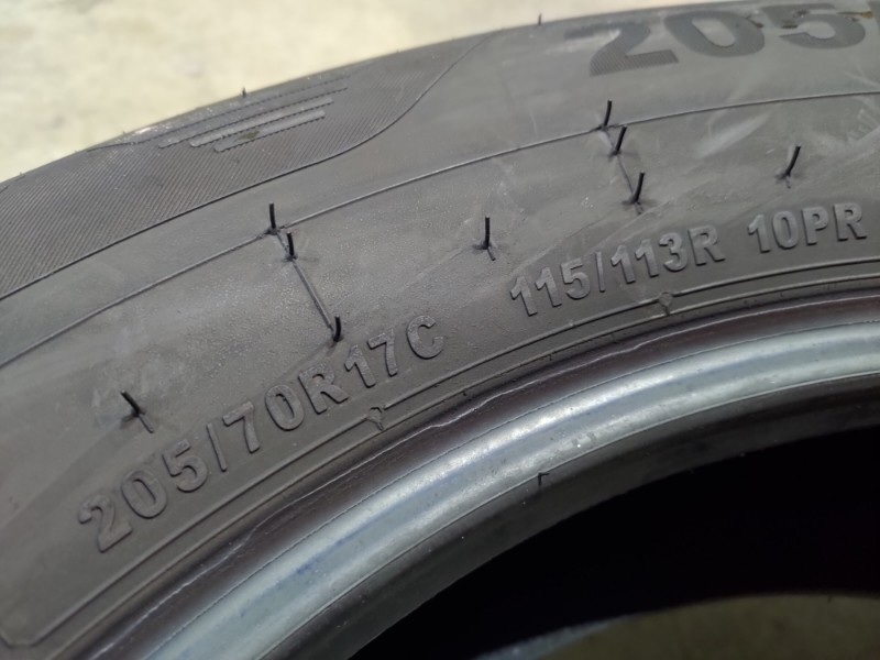 4 Gomme usate 205 70 17 C Pneumatici Estivi GITI 4 Gomme usate 205 70 17 C Pneumatici Estivi GITI