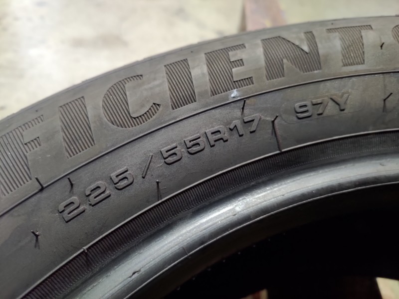 2 Gomme usate 225 55 17 Pneumatici Estivi GOODYEAR 2 Gomme usate 225 55 17 Pneumatici Estivi GOODYEAR