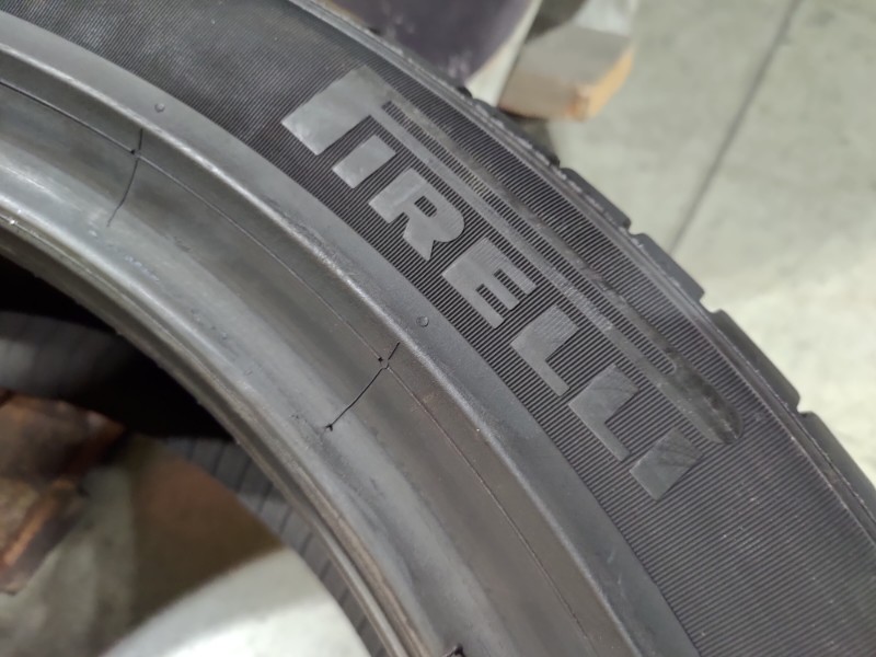 4 Gomme usate 245 45 20 Pneumatici Estivi PIRELLI 4 Gomme usate 245 45 20 Pneumatici Estivi PIRELLI