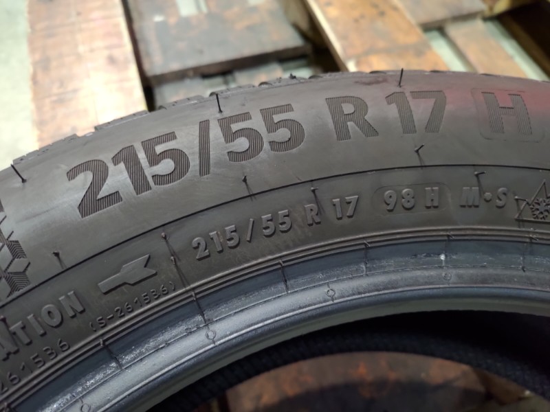 2 Gomme usate 215 55 17 Pneumatici Invernali CONTINENTAL 2 Gomme usate 215 55 17 Pneumatici Invernali CONTINENTAL
