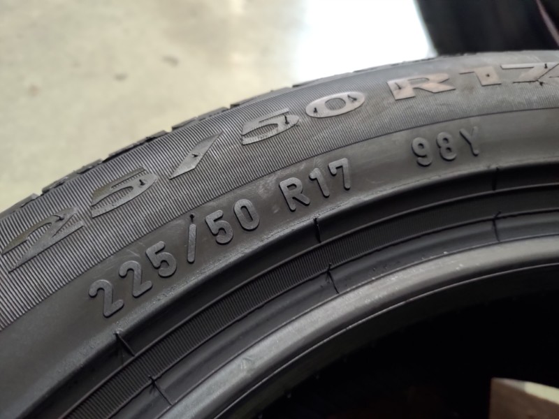 4 Gomme usate 225 50 17 Pneumatici Estivi PIRELLI 4 Gomme usate 225 50 17 Pneumatici Estivi PIRELLI