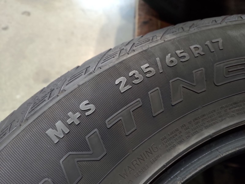 4 Gomme usate 235 65 17 Pneumatici 4 Stagioni CONTINENTAL 4 Gomme usate 235 65 17 Pneumatici 4 Stagioni CONTINENTAL