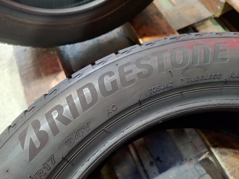 2 Gomme usate 225 50 17 Pneumatici Estivi BRIDGESTONE 2 Gomme usate 225 50 17 Pneumatici Estivi BRIDGESTONE