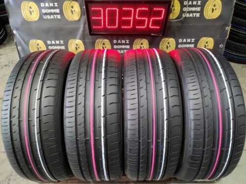4 Gomme usate 215 50 18 Pneumatici Estivi FALKEN