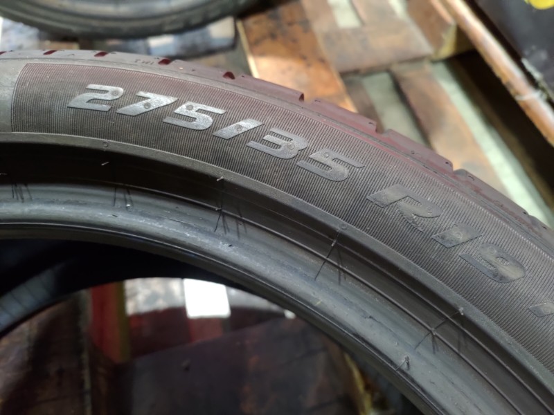 2 Gomme usate 275 35 19 Pneumatici Estivi PIRELLI 2 Gomme usate 275 35 19 Pneumatici Estivi PIRELLI