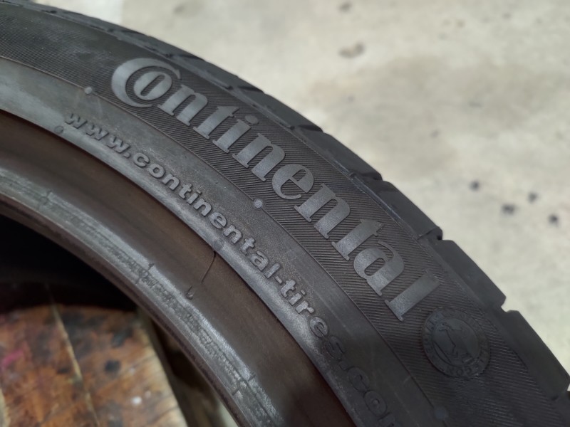 2 Gomme usate 225 45 18 RUN FLAT Pneumatici Estivi CONTINENTAL 2 Gomme usate 225 45 18 RUN FLAT Pneumatici Estivi CONTINENTAL