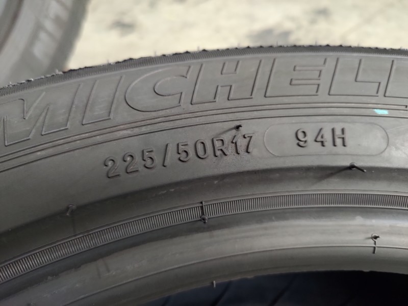 4 Gomme nuove 225 50 17 Pneumatici Estivi MICHELIN 4 Gomme nuove 225 50 17 Pneumatici Estivi MICHELIN
