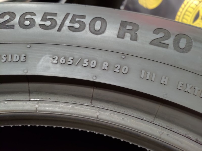 4 Gomme usate 265 50 20 Pneumatici Invernali CONTINENTAL 4 Gomme usate 265 50 20 Pneumatici Invernali CONTINENTAL