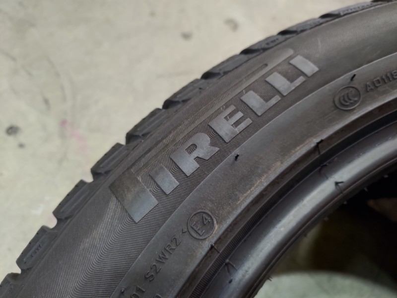 4 Gomme usate 215 55 18 Pneumatici Invernali PIRELLI 4 Gomme usate 215 55 18 Pneumatici Invernali PIRELLI