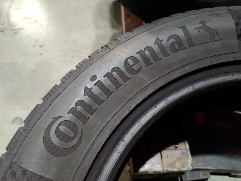4 Gomme usate Pneumatici Invernali CONTINENTAL 4 Gomme usate Pneumatici Invernali CONTINENTAL