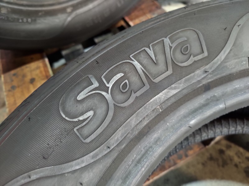 4 Gomme usate 215 60 16 Pneumatici Estivi SAVA 4 Gomme usate 215 60 16 Pneumatici Estivi SAVA