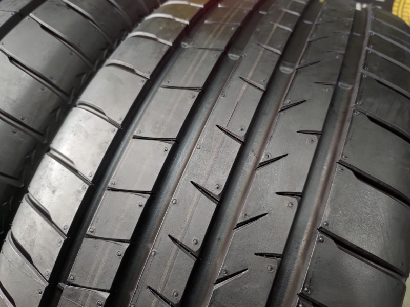 4 Gomme nuove 255 55 19 Pneumatici Estivi BRIDGESTONE 4 Gomme nuove 255 55 19 Pneumatici Estivi BRIDGESTONE