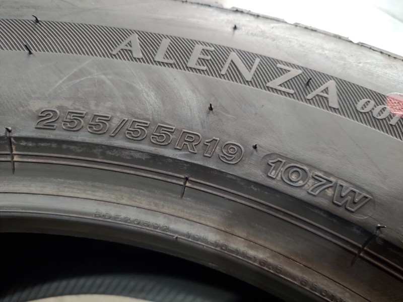 4 Gomme nuove 255 55 19 Pneumatici Estivi BRIDGESTONE 4 Gomme nuove 255 55 19 Pneumatici Estivi BRIDGESTONE
