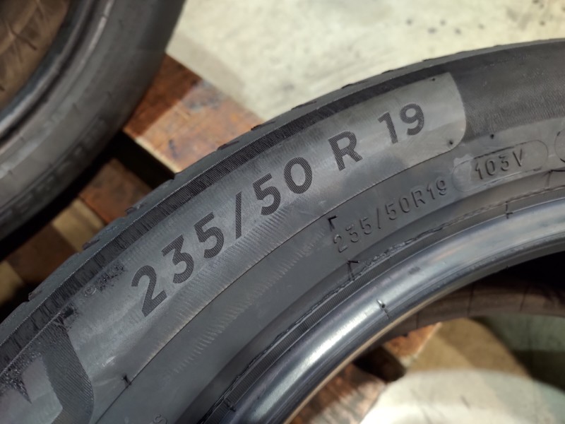 4 Gomme usate 235 50 19 Pneumatici Estivi MICHELIN 4 Gomme usate 235 50 19 Pneumatici Estivi MICHELIN