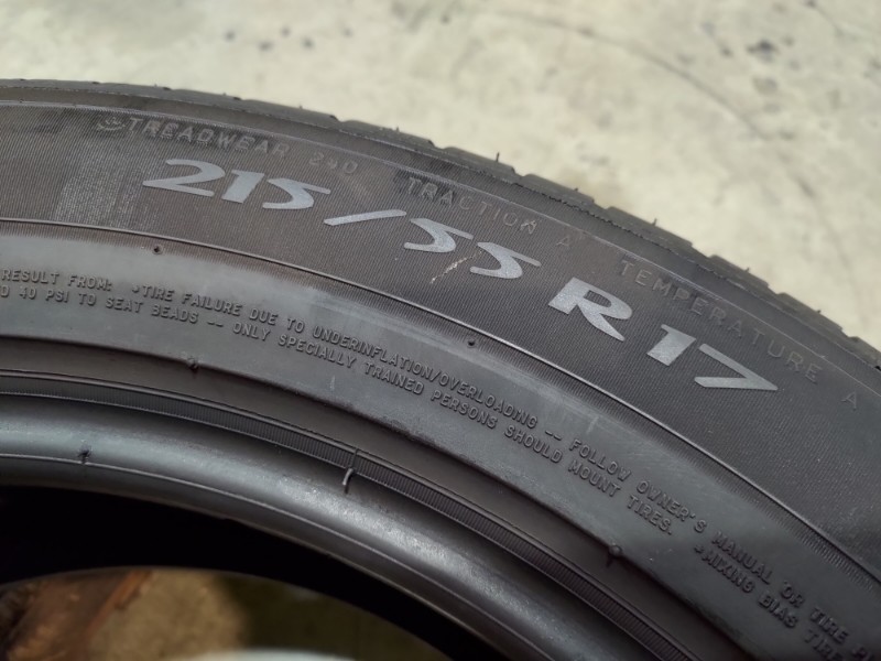 4 Gomme usate 215 55 17 Pneumatici Estivi MICHELIN 4 Gomme usate 215 55 17 Pneumatici Estivi MICHELIN