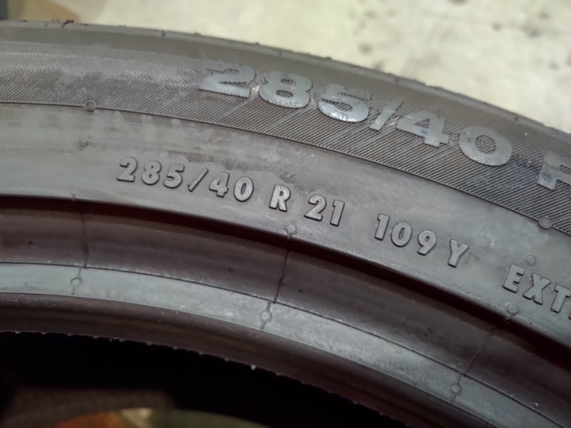 2 Gomme usate 285 40 21 Pneumatici Estivi CONTINENTAL 2 Gomme usate 285 40 21 Pneumatici Estivi CONTINENTAL
