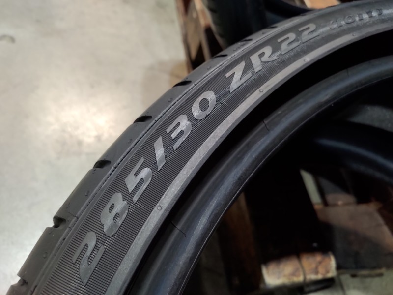 4 Gomme usate 285 30 22 Pneumatici Estivi PIRELLI 4 Gomme usate 285 30 22 Pneumatici Estivi PIRELLI