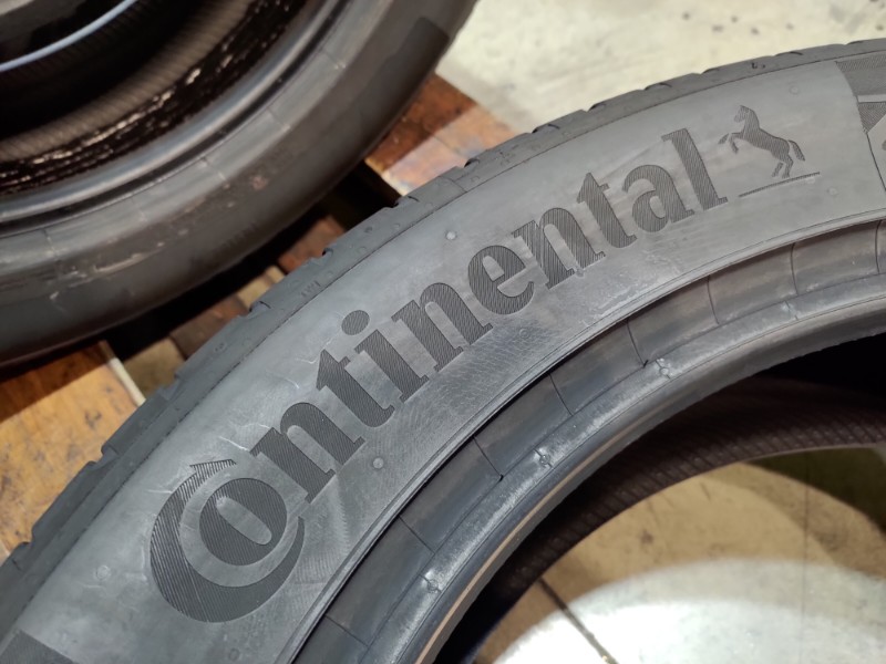 2 Gomme usate 235 50 20 e 2 Gomme usate 265 45 20 Pneumatici Estivi CONTINENTAL 2 Gomme usate 235 50 20 e 2 Gomme usate 265 45 20 Pneumatici Estivi CONTINENTAL