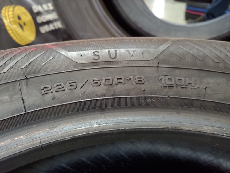 4 Gomme usate 225 60 18 Pneumatici Estivi GOODYEAR 4 Gomme usate 225 60 18 Pneumatici Estivi GOODYEAR