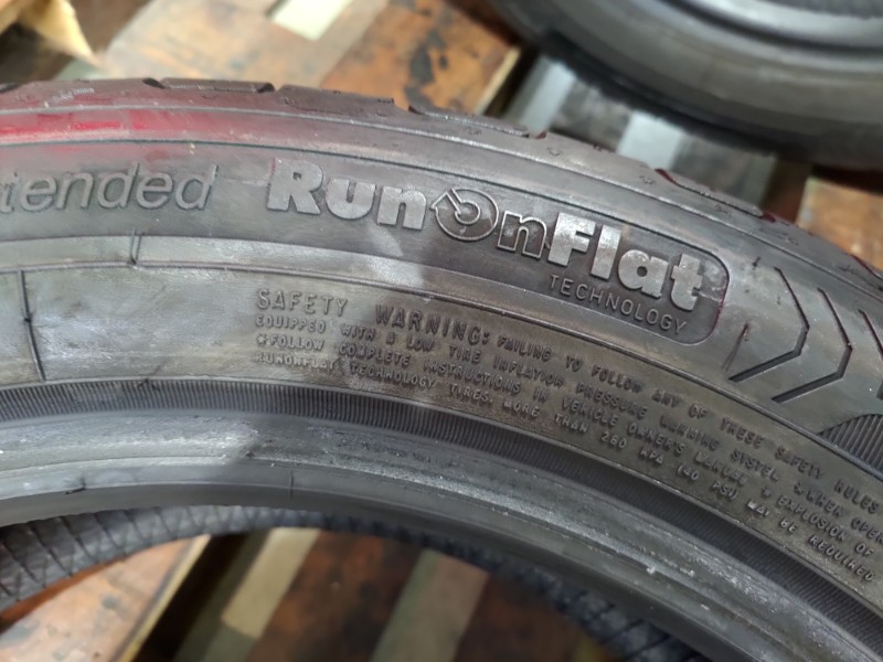 2 Gomme usate 225 50 17 RUN FLAT Pneumatici Estivi GOODYEAR 2 Gomme usate 225 50 17 RUN FLAT Pneumatici Estivi GOODYEAR