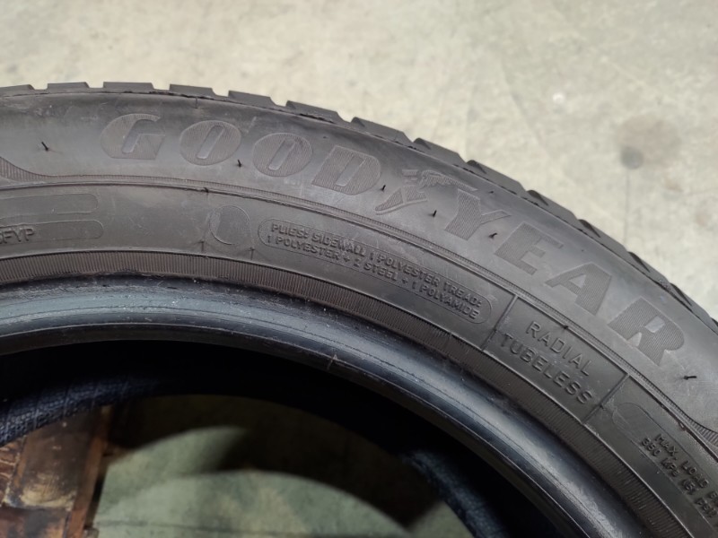 4 Gomme usate 205 55 16 Pneumatici 4 Stagioni GOODYEAR 4 Gomme usate 205 55 16 Pneumatici 4 Stagioni GOODYEAR