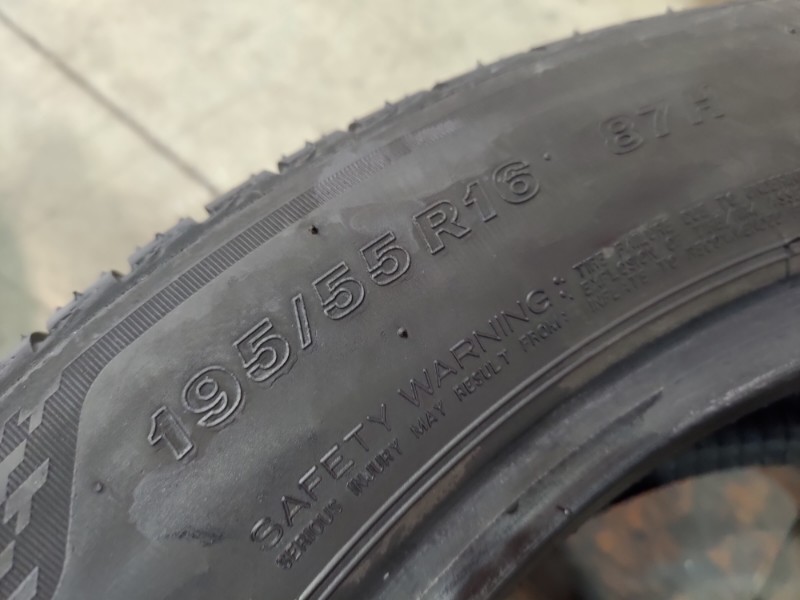 2 Gomme usate 195 55 16 Pneumatici Estivi BRIDGESTONE 2 Gomme usate 195 55 16 Pneumatici Estivi BRIDGESTONE