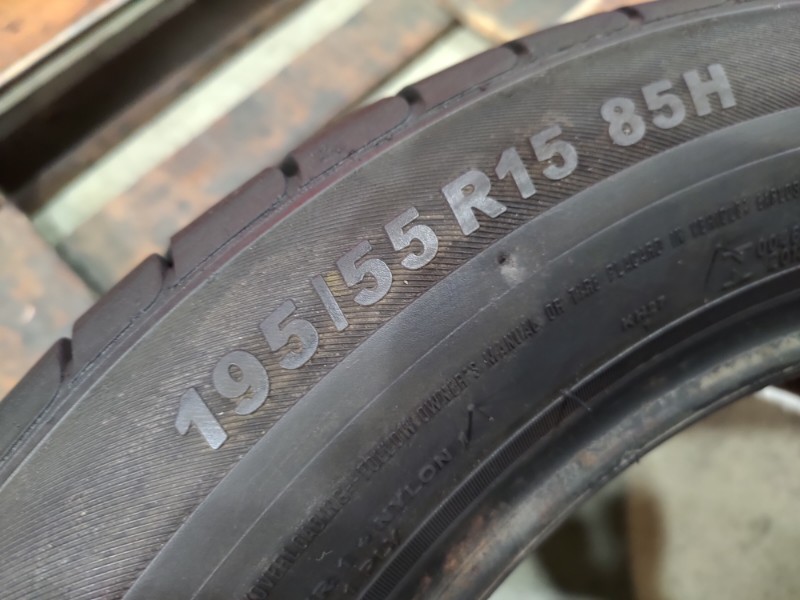 2 Gomme usate 195 55 15 Pneumatici Estivi KUMHO 2 Gomme usate 195 55 15 Pneumatici Estivi KUMHO